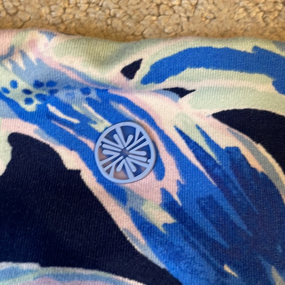 EUC Lilly Pulitzer Luxletic crop leggings - Picture 4 of 5